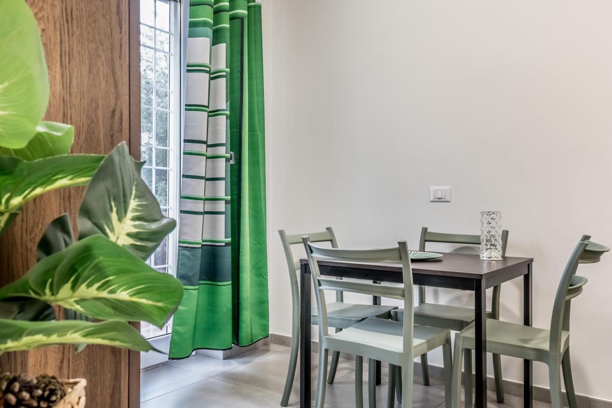 White Living R-Home Rome Bagian luar foto