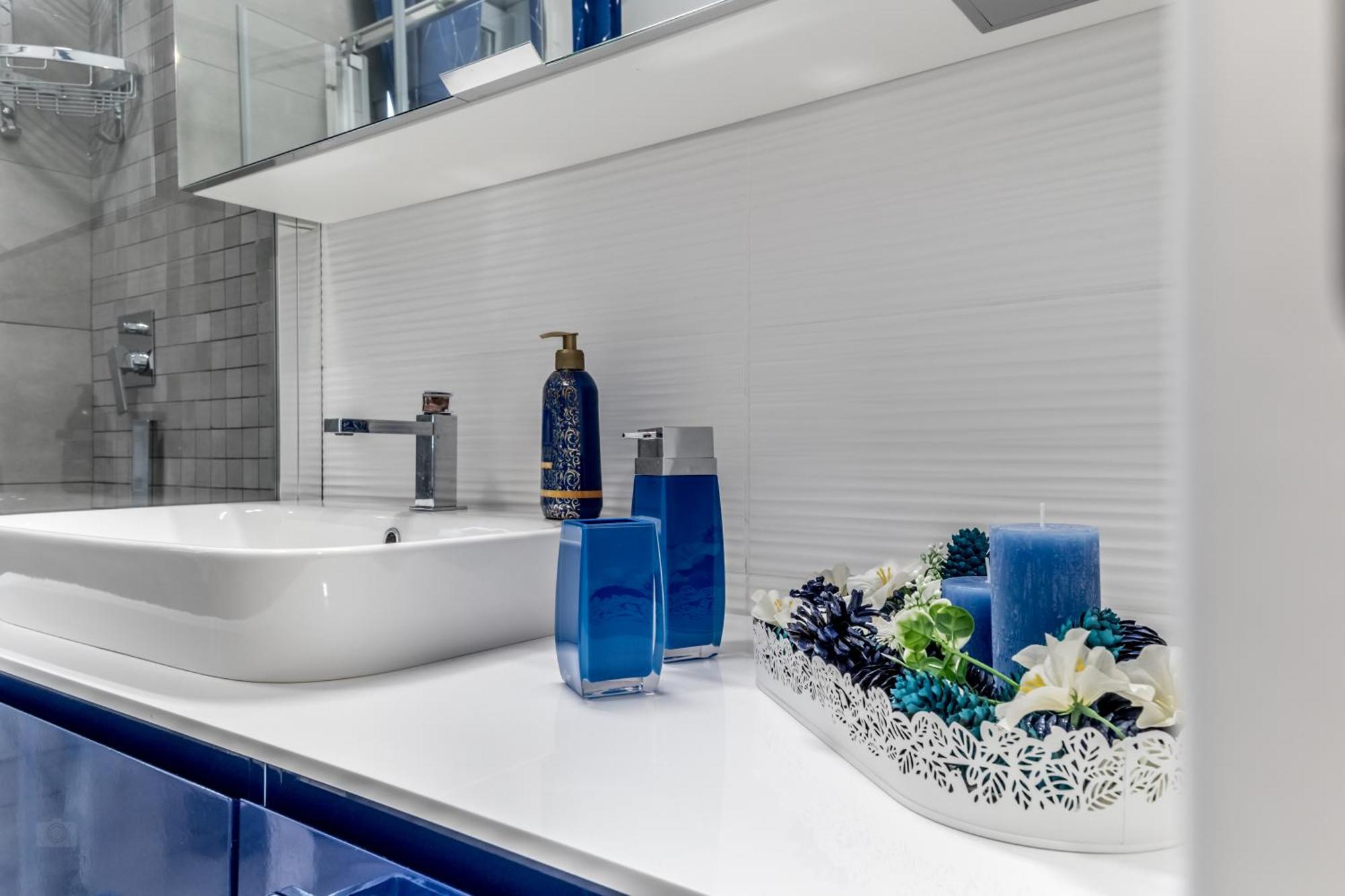 White Living R-Home Rome Bagian luar foto