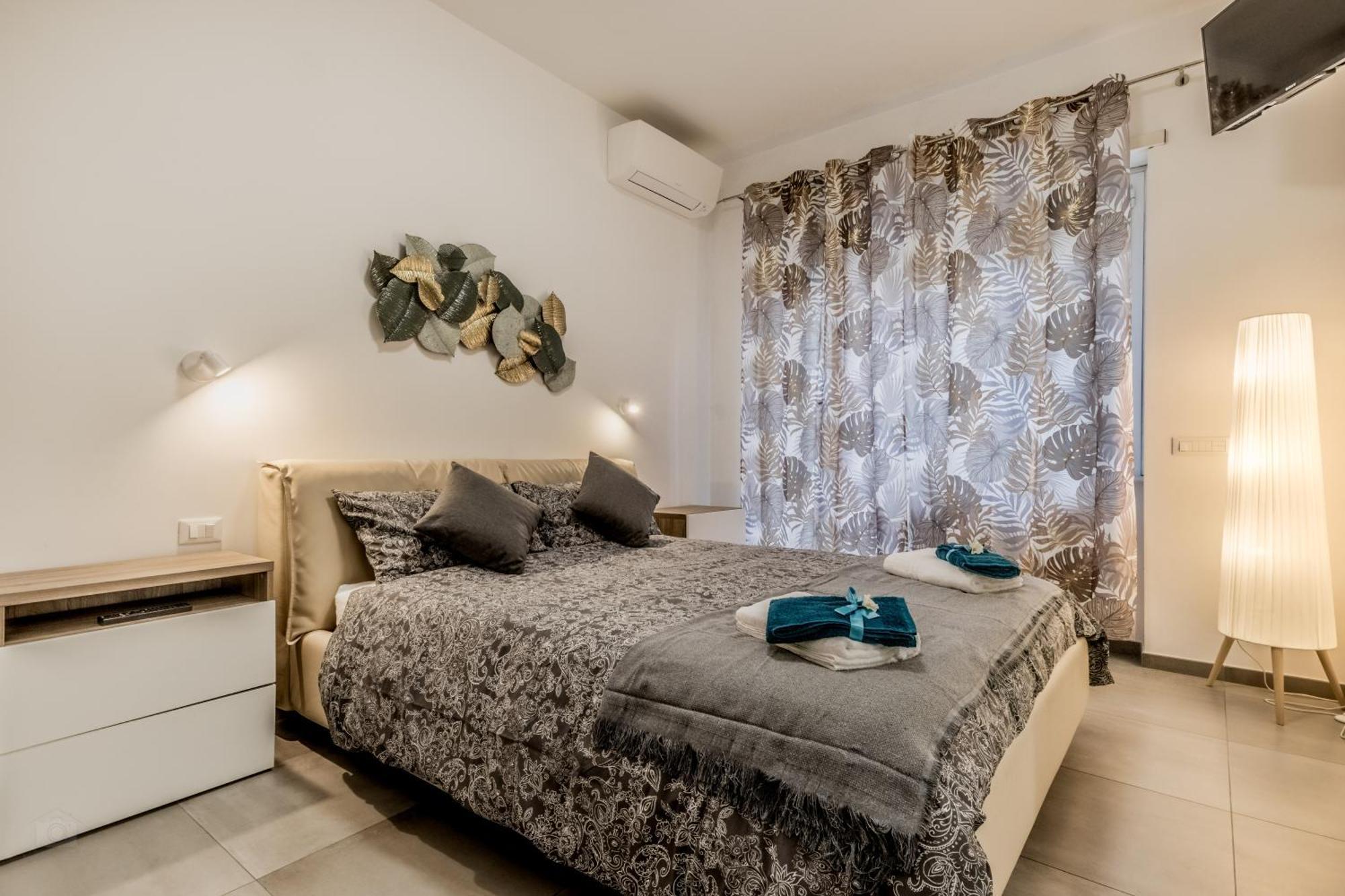 White Living R-Home Rome Bagian luar foto